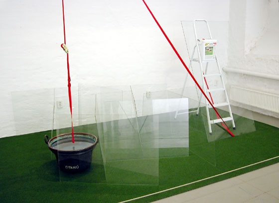 György Galántai: Crystals of Libel (blood is thicker than water), Tricolour (the homeland is up high), 2005.